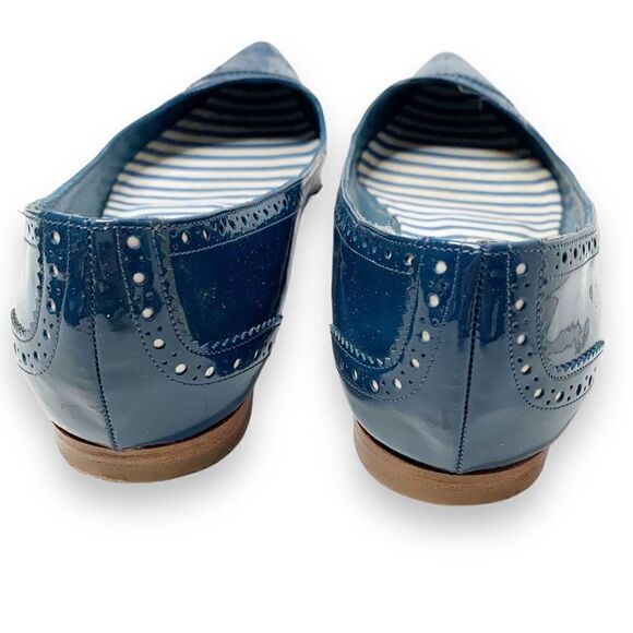 Manolo Blahnik PETUNIA Brogue Patent Leather Blue Tuxedo Ballet Flats Women’s 37 - Picture 3 of 9